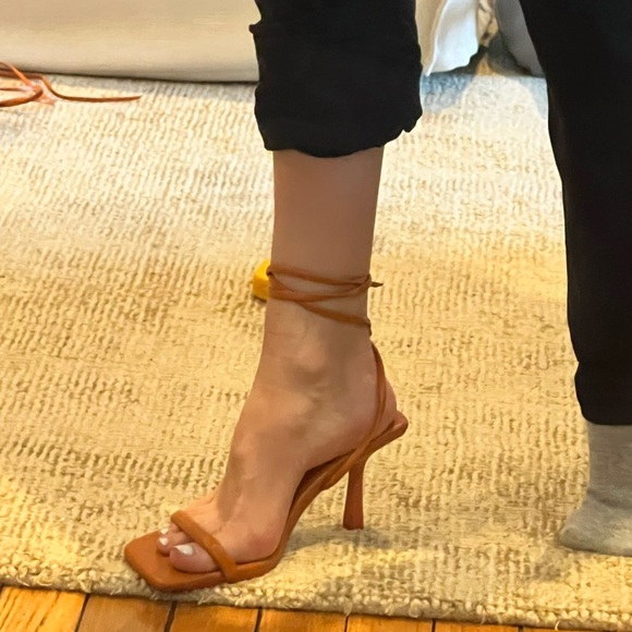 Zara Heels - Picture 2 of 5